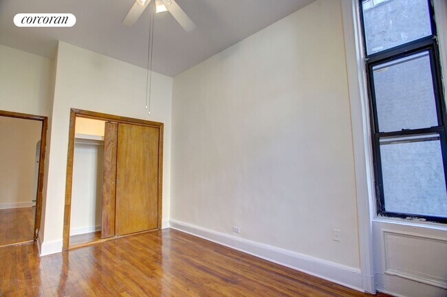 Foto del edificio - 159 W 73rd St