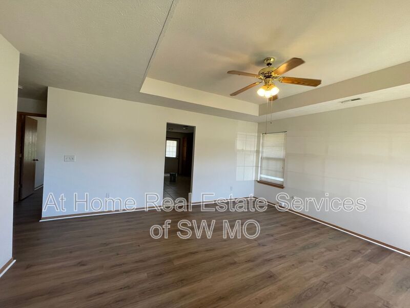 Foto del edificio - 4345 W La Siesta St