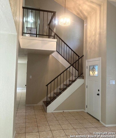 Foto del edificio - 5015 Timber Breeze St