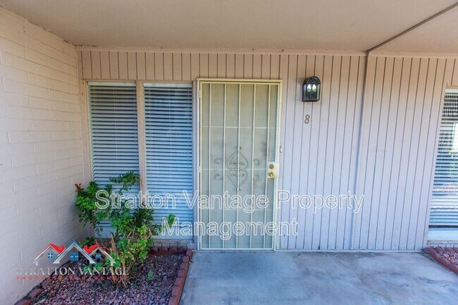 Building Photo - 1828 W Tuckey Ln