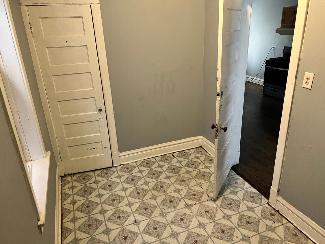 2 bedroom - 3409 W North Ave