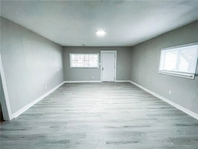 Foto del edificio - 3154 N Gale St