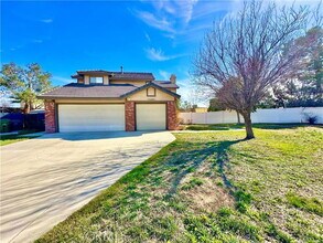 Building Photo - 45202 Pickford Ave