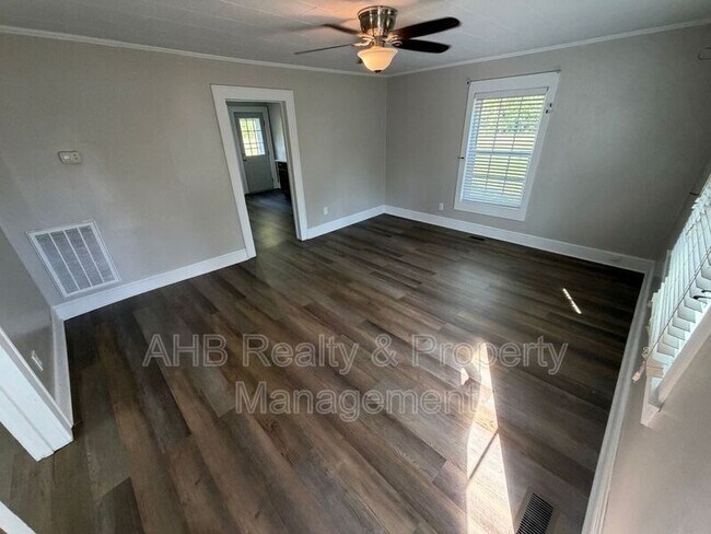 Building Photo - 3188 Mt Willen Rd