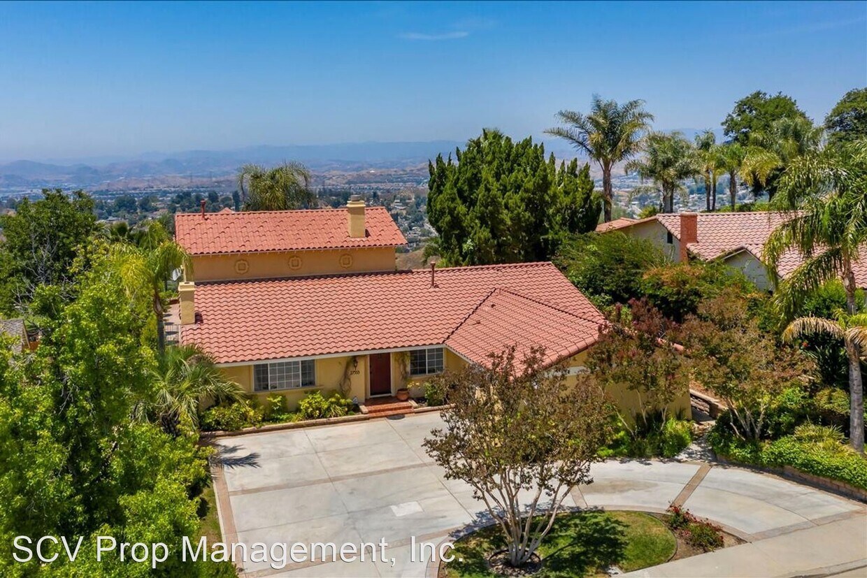Primary Photo - 4 br, 3 bath House - 27533 Catala Avenue