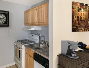 Building Photo - 7903 Indian Head Hwy