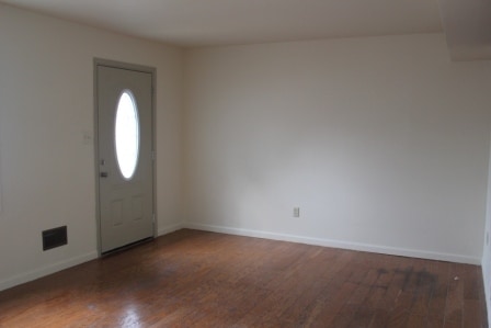 Living Room - 741 Kilgor Ct