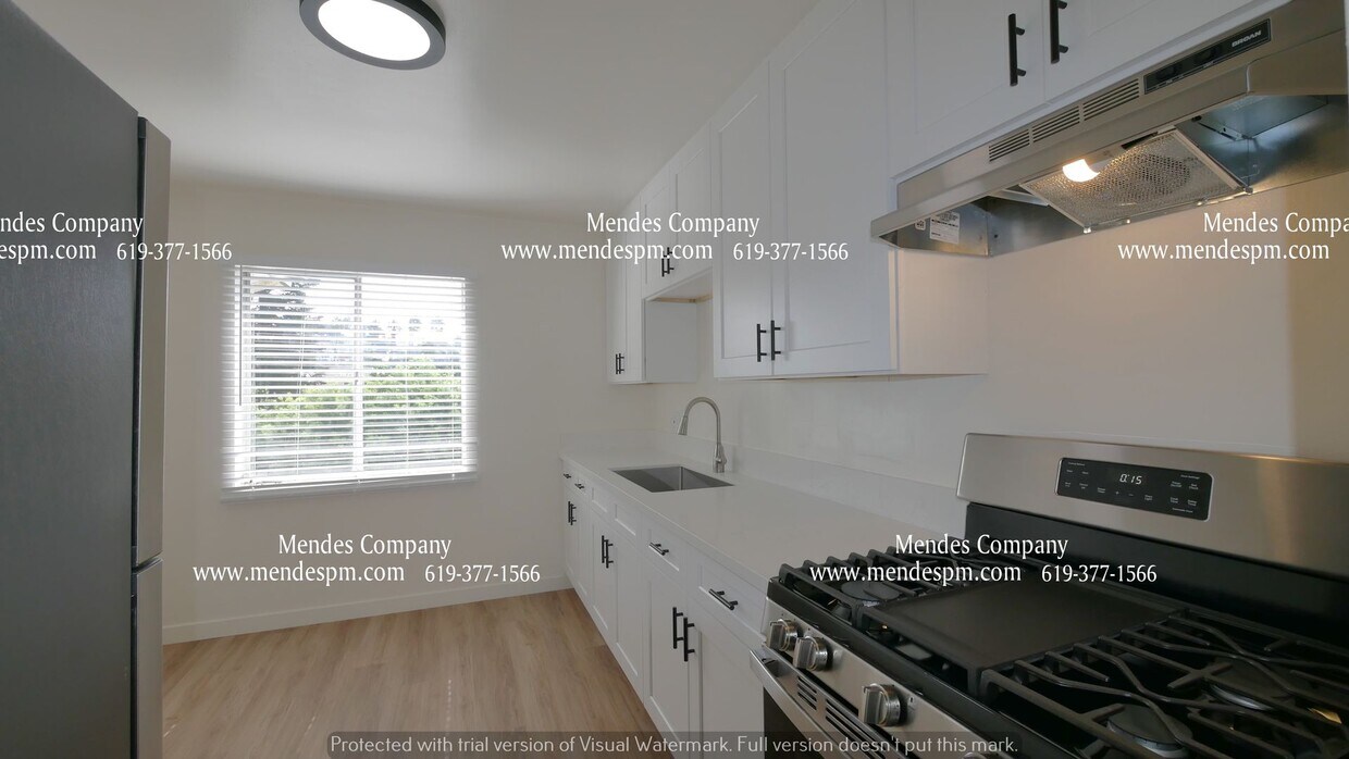 Primary Photo - Beautifully Renovated 2 bd / 1 bth Upstair...