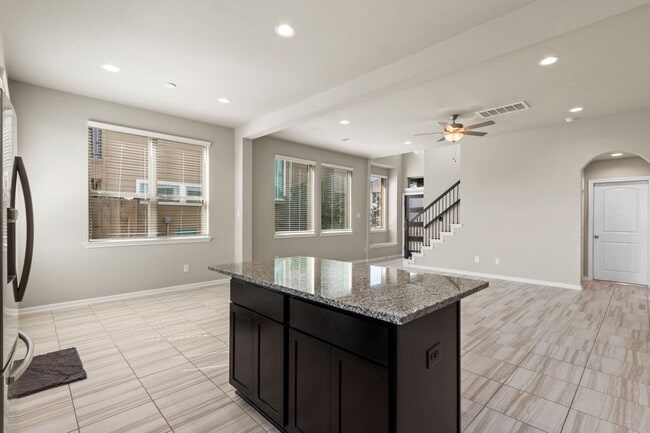 Foto del edificio - 2531 Terrace Point Dr