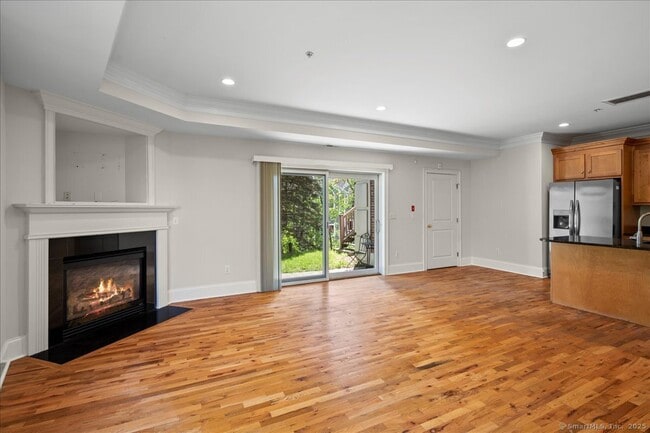 Building Photo - 21 Seir Hill Rd