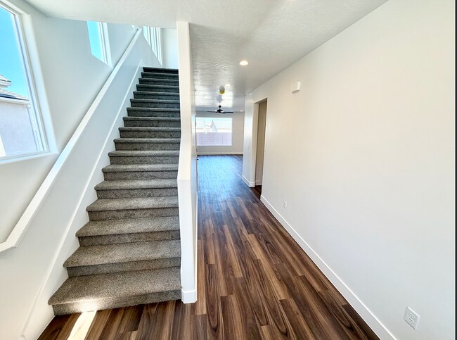 Foto del edificio - 4135 El Capitan Wy