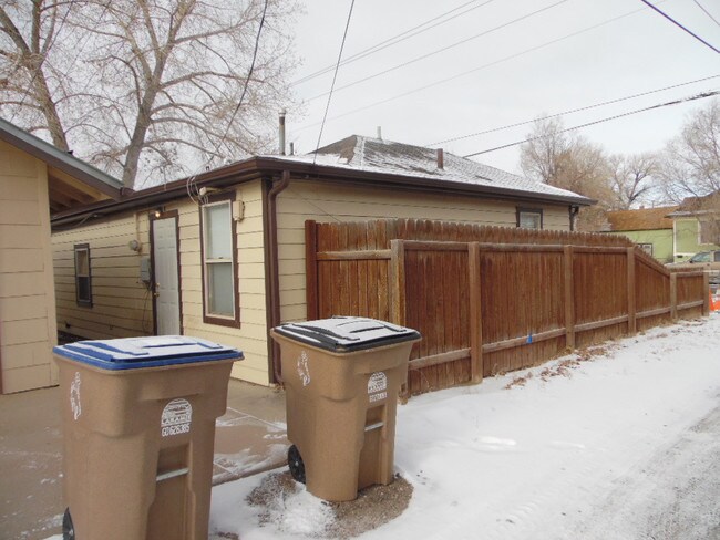 Building Photo - 410 E Lewis st. Laramie Wy