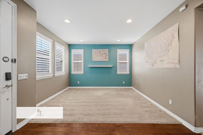 Foto del edificio - Spacious 4 Bed / 3 Bath Home in Jurupa Unified School District