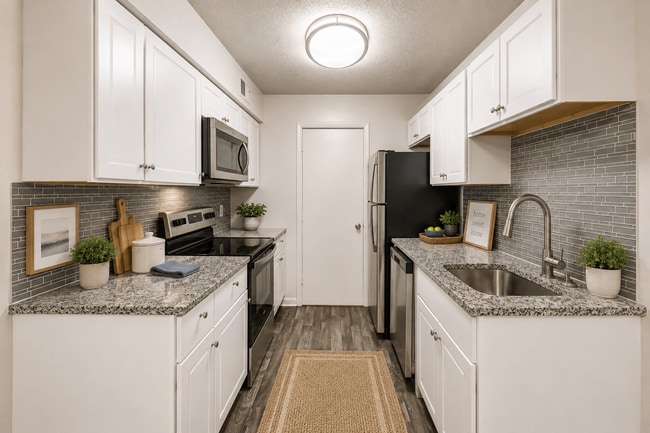 Foto del edificio - Forestbrook Apartments and Townhomes