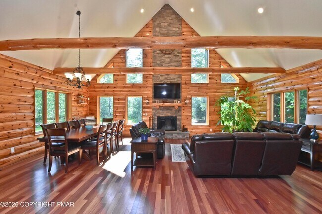 Foto del edificio - 232 Maloney Ln