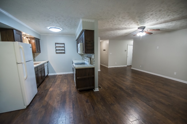 Building Photo - 3987 Loufield Dr