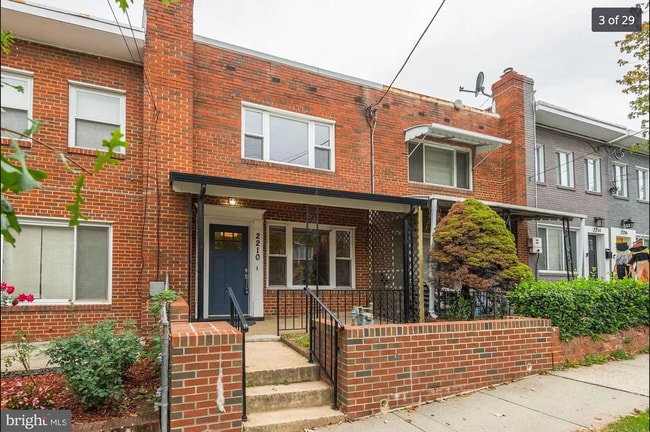 Front of house - 2210 16th St NE