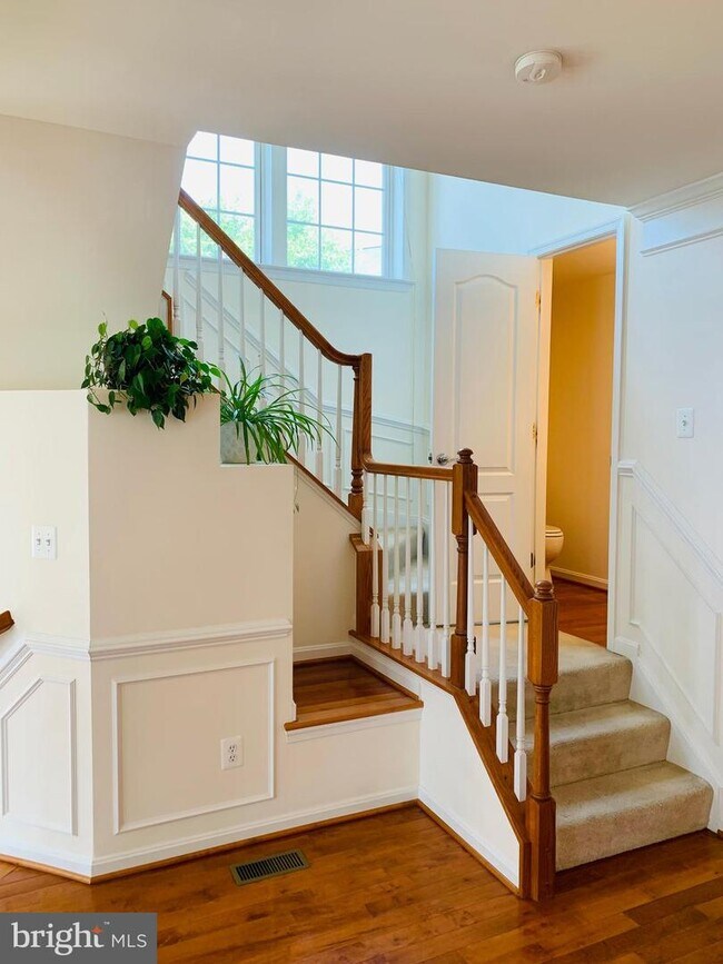 Foto del edificio - 21948 Windy Oaks Square