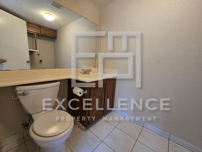 Foto del edificio - 3/1.5 Townhouse, 2 Car Garage, One Pet Neg...