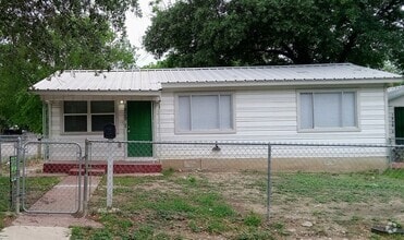 Building Photo - 1829 Santiago St