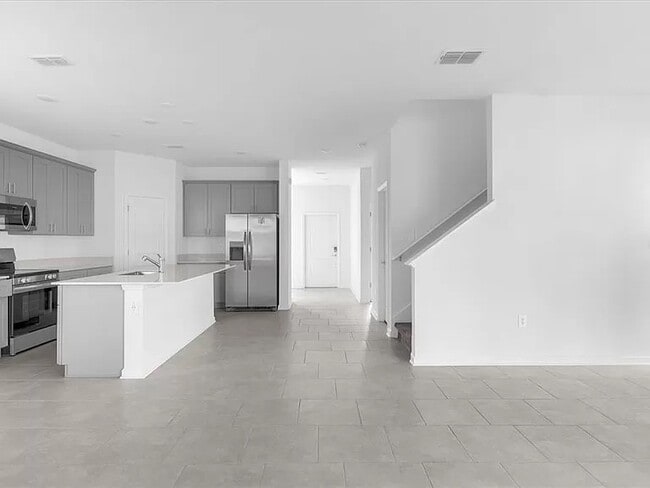 Building Photo - 2030 Shaggy Fisher Dr