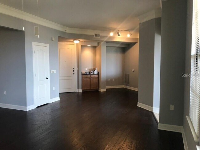 Foto del edificio - 501 Mirasol Cir