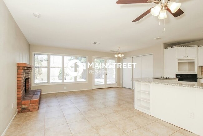 Building Photo - 3 Bedroom Pet-Friendly Home in PHOENIX, AZ...