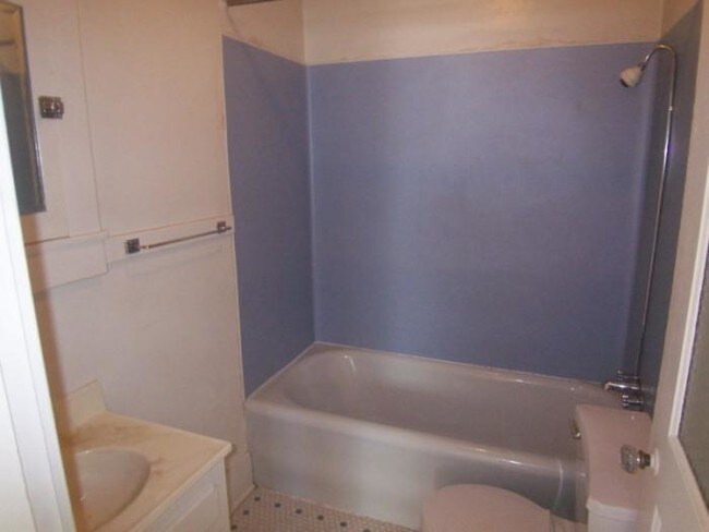 Building Photo - 1 bedroom in Seattle WA 98103