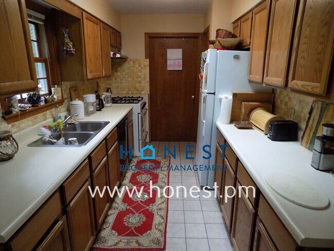 Foto del edificio - 43 Sunset Dr