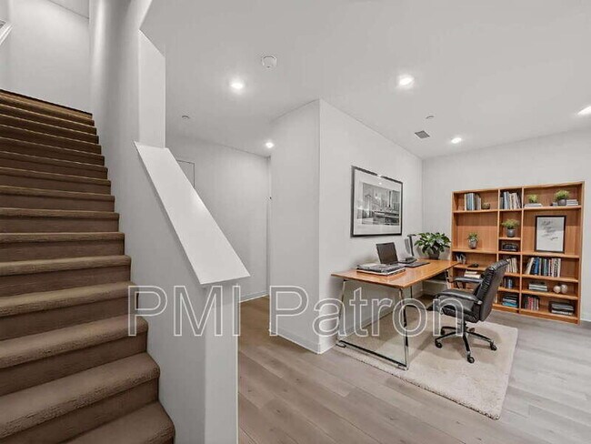 Photo - 1814 E 1st St Townhome