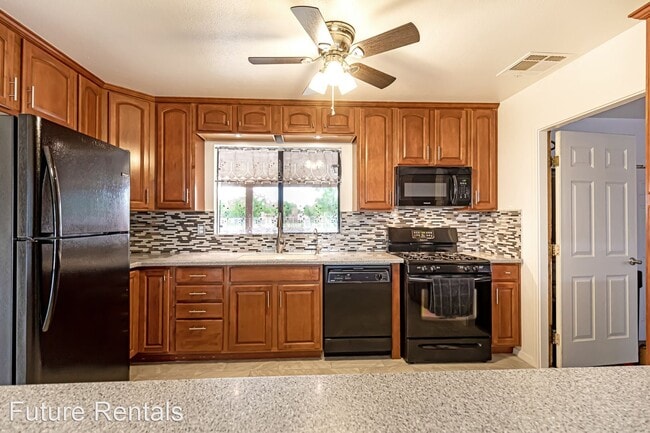 Building Photo - 3 br, 2 bath House - 2105 Aspen Dr