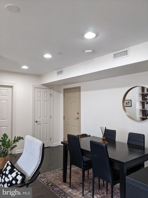 Foto del edificio - 1417 Newton St NW