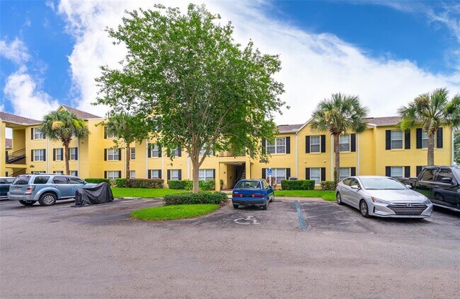 Foto del edificio - 2059 Dixie Belle Dr