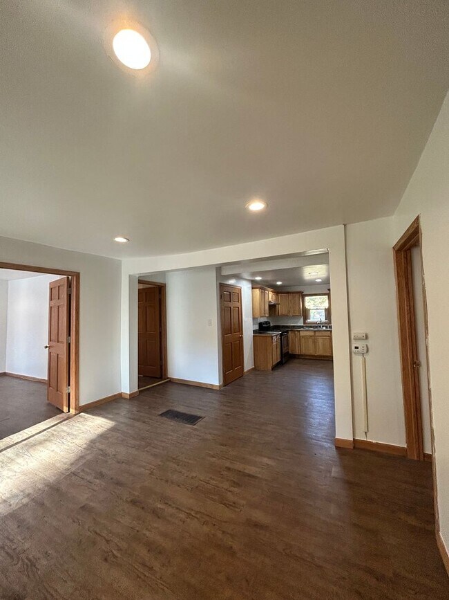 Foto del edificio - Updated 3 Bedroom House!