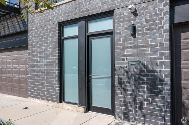 Entrance - 440 N Halsted St
