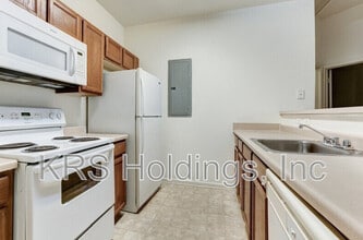 Building Photo - 1420 Hull Street Rd