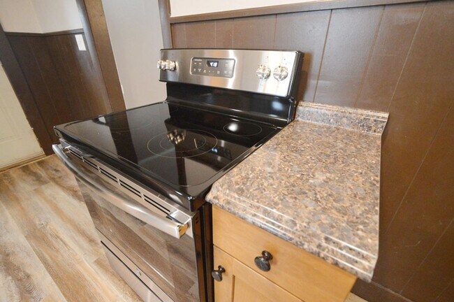 Building Photo - Belaire Model Unit