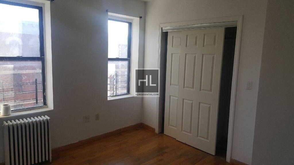 Foto principal - ROCKAWAY AVENUE