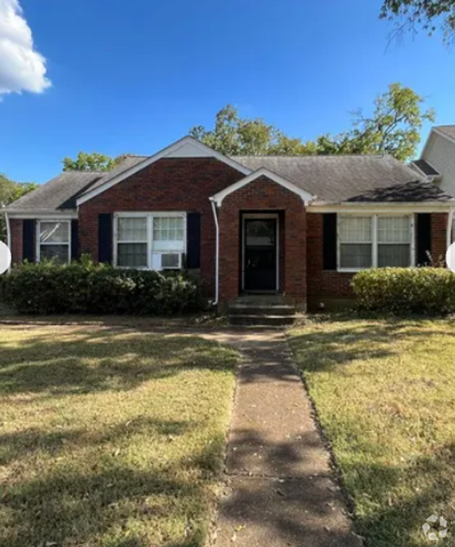 Building Photo - 5553 Knob Rd