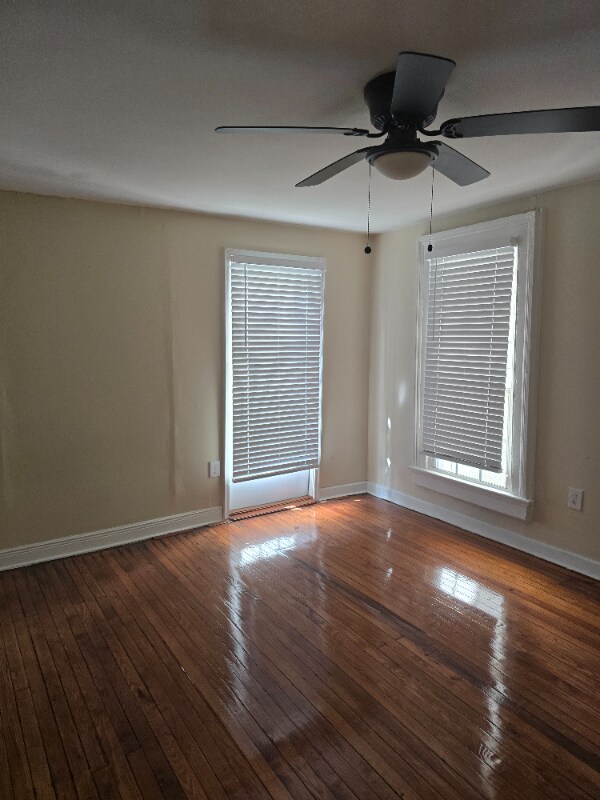 Foto del edificio - 2706 General Pershing St