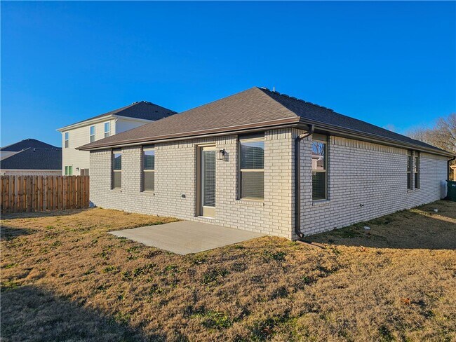 Foto del edificio - 2091 Bluebonnet Ln
