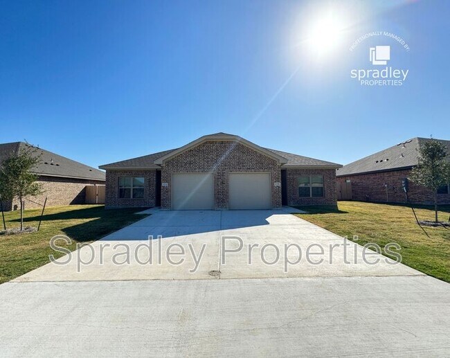 Foto del edificio - 203 Juniper Dr