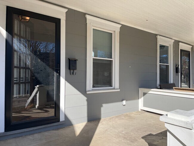 Building Photo - 268-270-270 Olentangy St