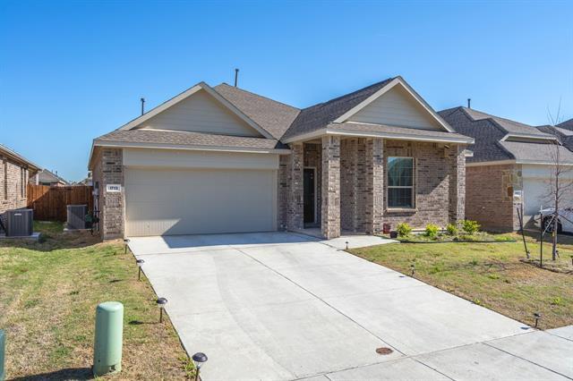Building Photo - 1713 Lake Grove Dr