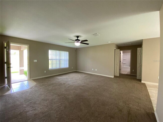 Building Photo - 13760 SW 81 Cir