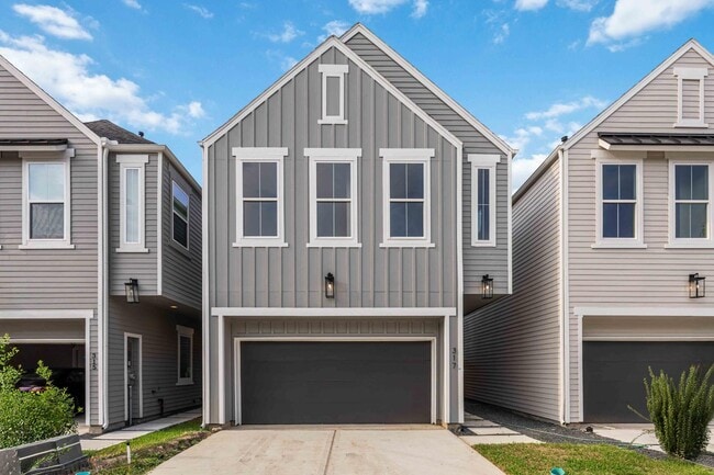 Building Photo - Bauman Heights