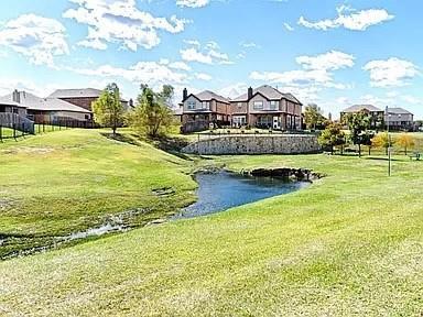 Foto del edificio - 3517 Elm Grove Dr