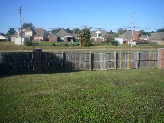 Building Photo - 5618 Walden Valley Dr