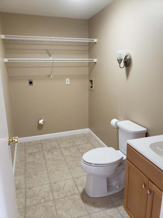 Laundry hook ups 1st floor - 263 Cross Rd