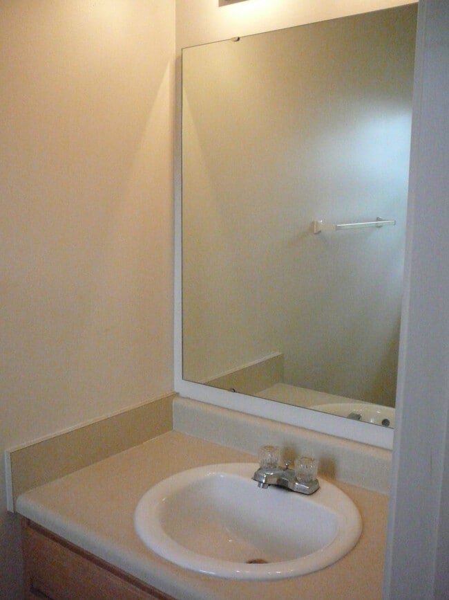 Building Photo - 7040 Forrester Ln